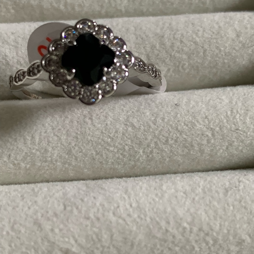 Bomb Party Ring, black stone.  Tag, no bag with description.